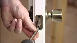 Phoenix Arizona Locksmith Phoenix, AZ 602-687-4461 - changing-locks